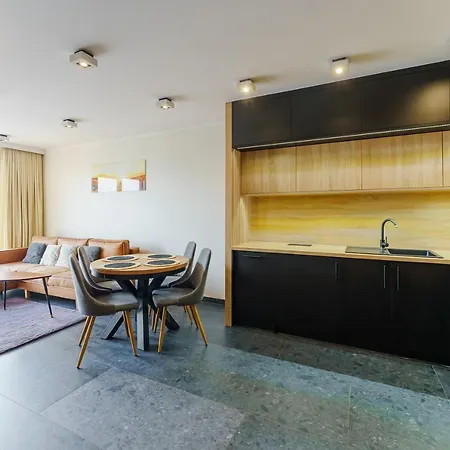 Fenomen - Amber, Perlowa Przystan W Kolobrzegu Free Parking Kolobrzeg